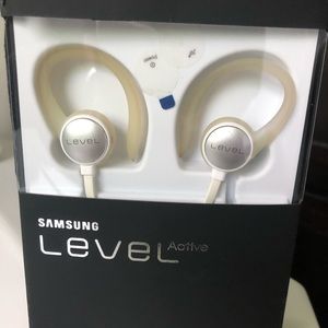 Samsung wireless headphones